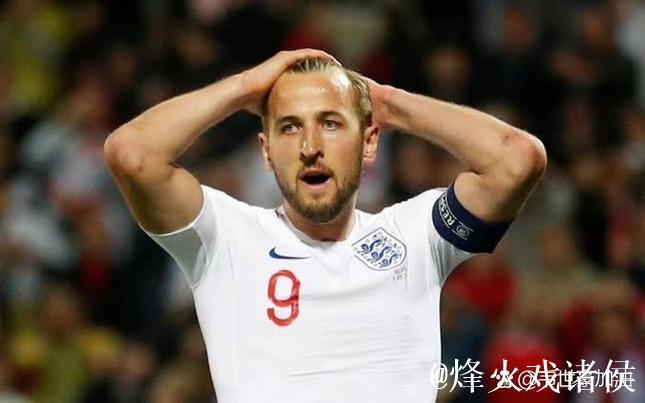 神似断背山，英乙球队发布腐味过重的进球海报获得高赞