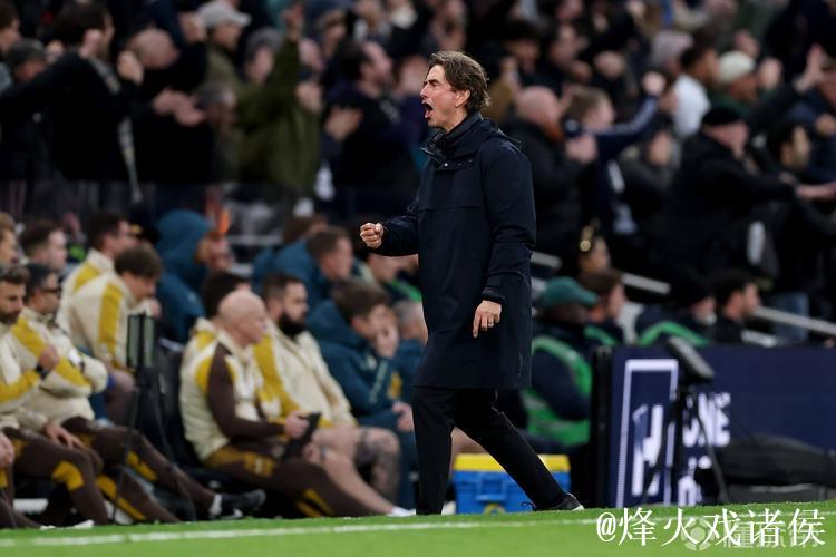TA:面临进攻失效与权威受挫,弗兰克执教的热刺正陷入困局 TA:面临进攻失效与权威受挫,弗兰克执教的热刺正陷入困局
